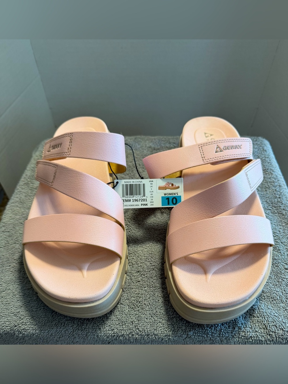 Synthetic NWT Gerry Choclo Women's Sandals Size 10